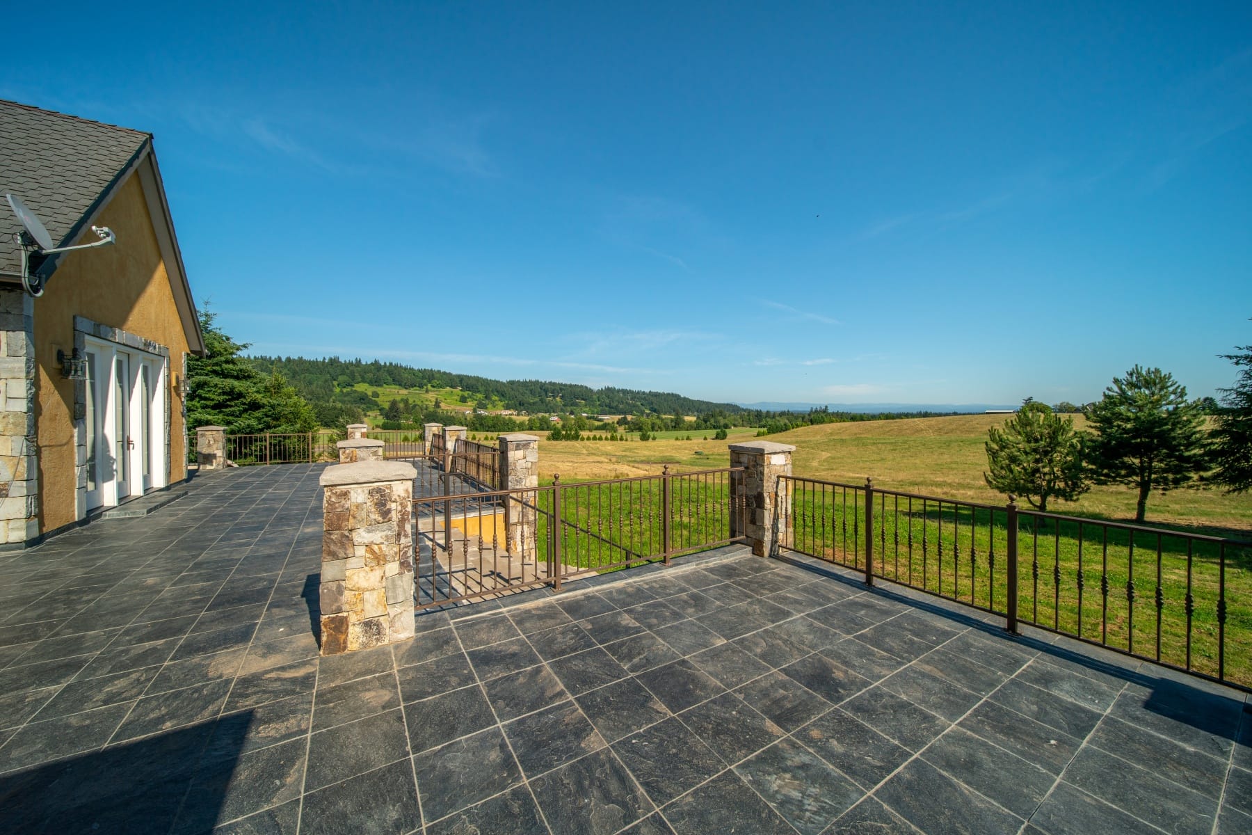  26480 SW WILKEN LN West Linn, OR 97068 - 物件實景