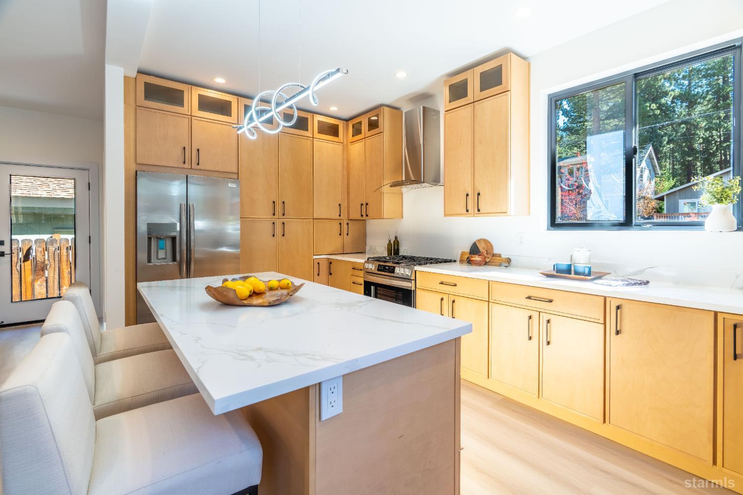 South Lake Tahoe, California, 96150, United States, 3 Bedrooms Bedrooms, ,3 BathroomsBathrooms,Residential,For Sale,1988066