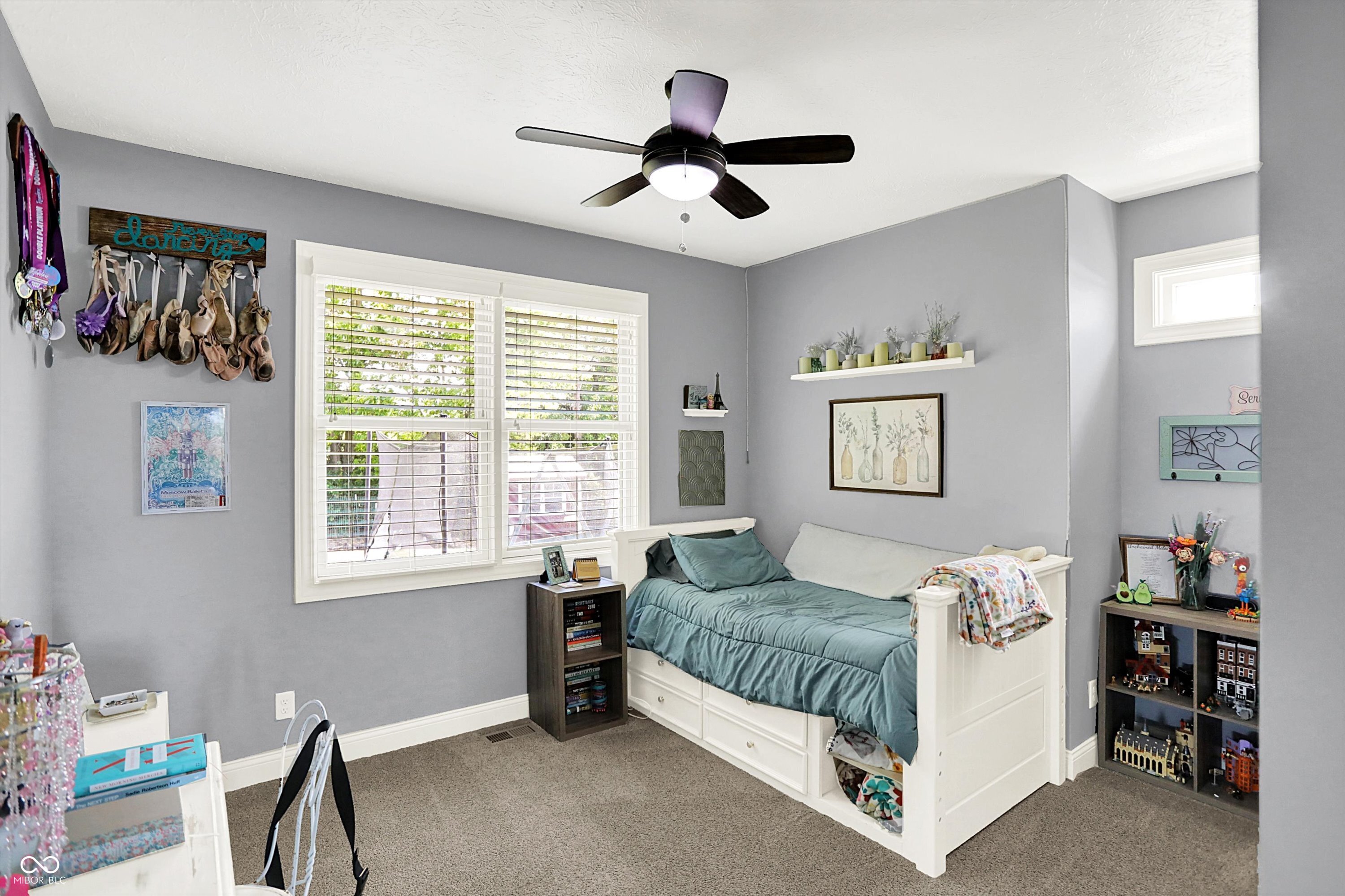 Greenwood, Indiana, 46143, United States, 4 Bedrooms Bedrooms, ,3 BathroomsBathrooms,Residential,For Sale,1974469