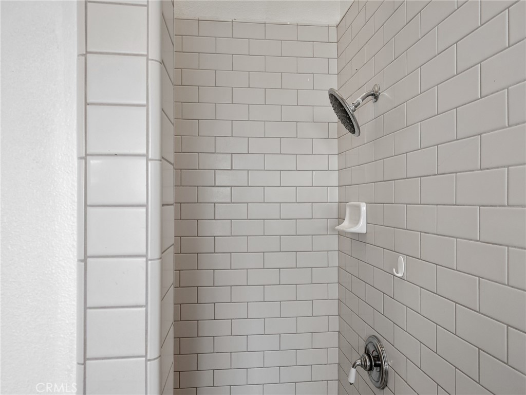 Hesperia, California, 92344, United States, 5 Bedrooms Bedrooms, ,3 BathroomsBathrooms,Residential,For Sale,1996826