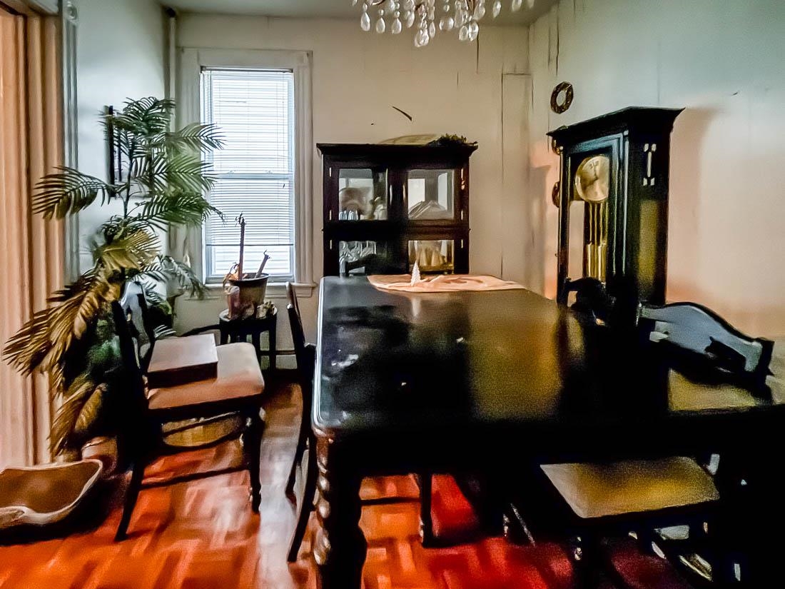 Jersey City, New Jersey, 07305, United States, 5 Bedrooms Bedrooms, ,2 BathroomsBathrooms,Residential,For Sale,2002063