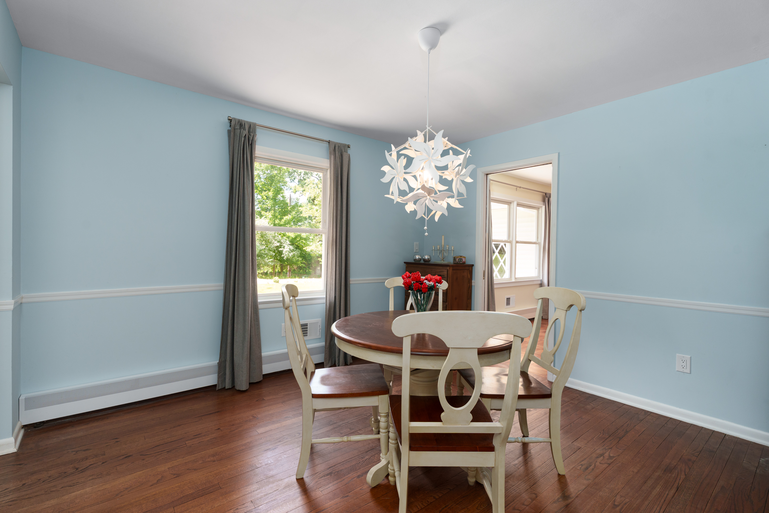 Smart Upgrades and Stylish Spaces Define This Montgomery Township Showstopper - 物件實景