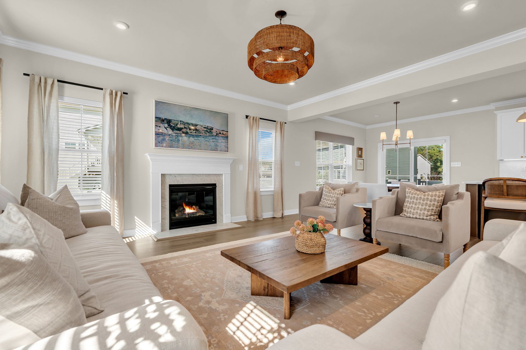  Newer Construction Home with Sophisticated Designer Upgrades - 物件實景