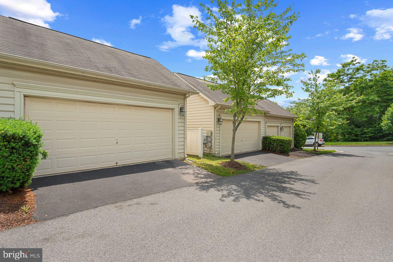 Clarksburg, Maryland, 20871, United States, 3 Bedrooms Bedrooms, ,3 BathroomsBathrooms,Residential,For Sale,1885588