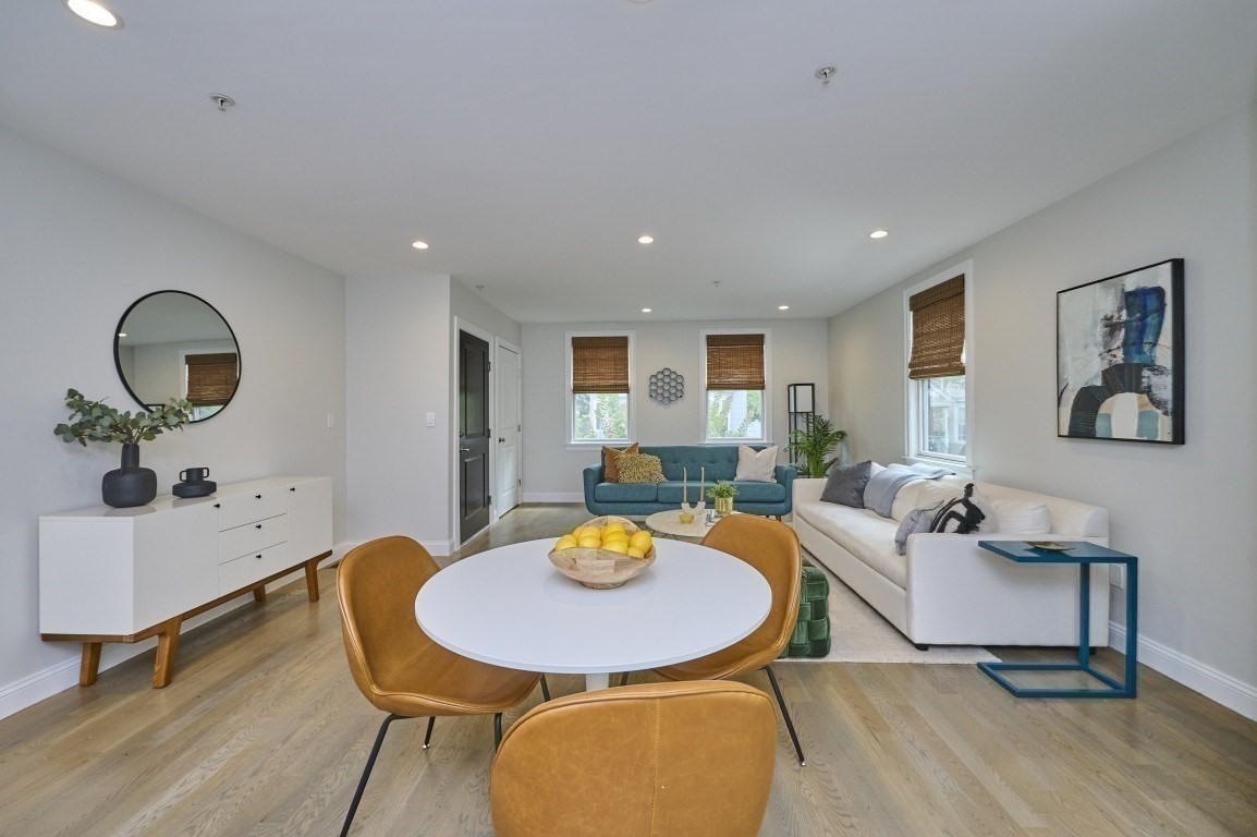 Boston, Massachusetts, 02130, United States, 3 Bedrooms Bedrooms, ,4 BathroomsBathrooms,Residential,For Sale,1979672