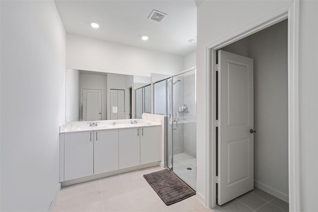 Homestead, Florida, 33035, United States, 4 Bedrooms Bedrooms, ,3 BathroomsBathrooms,Residential,For Sale,1984015