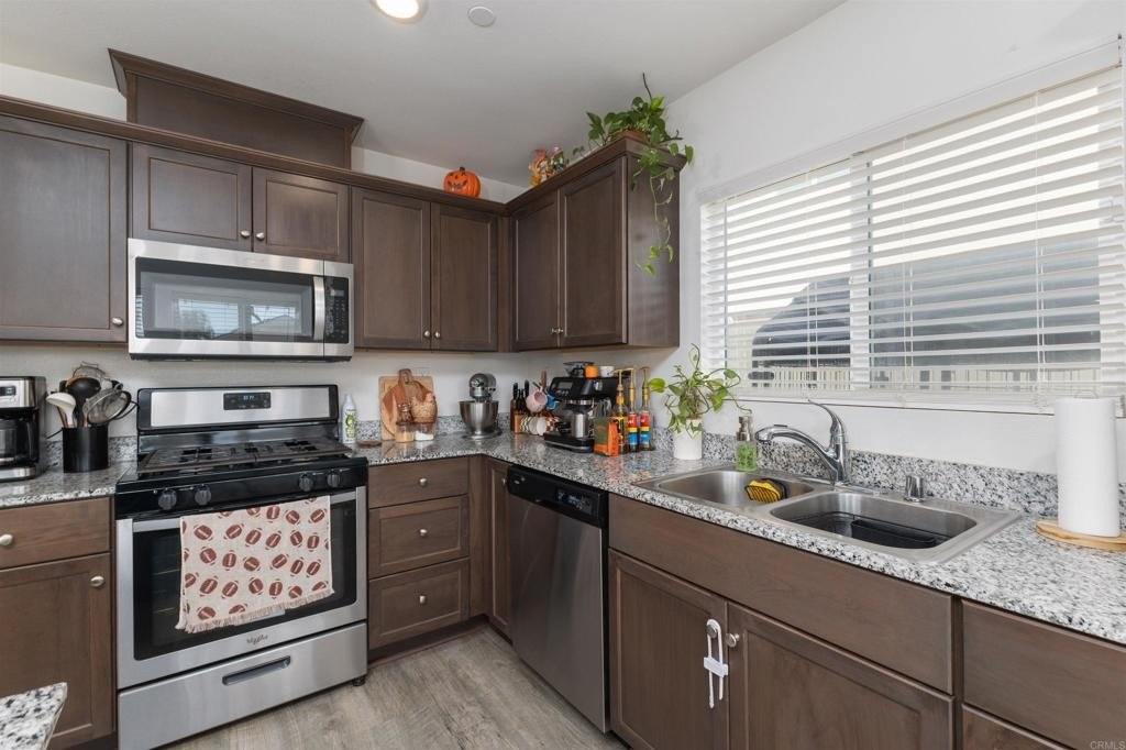 Hemet, California, 92543, United States, 4 Bedrooms Bedrooms, ,3 BathroomsBathrooms,Residential,For Sale,1970296