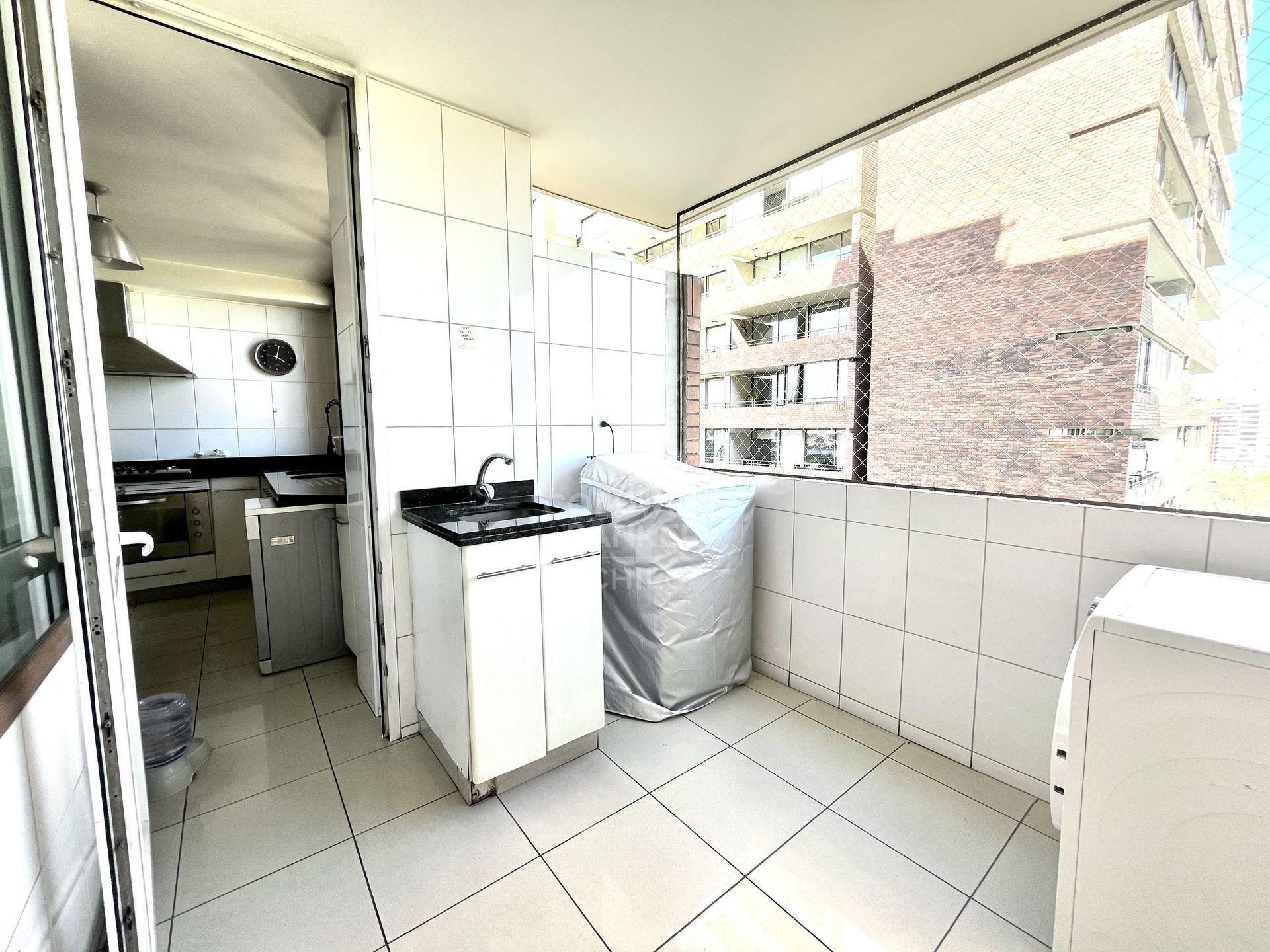 Las Condes, Chile, 3 Bedrooms Bedrooms, ,3 BathroomsBathrooms,Residential,For Sale,1786427