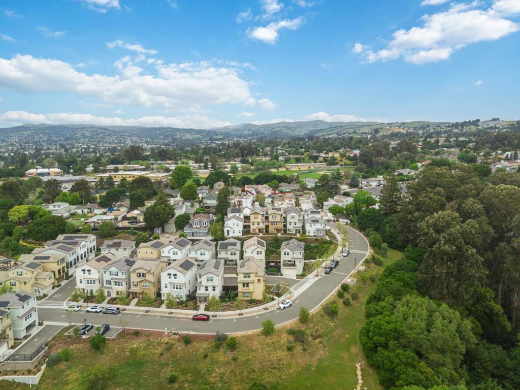 Hayward, California, 94541, United States, 3 Bedrooms Bedrooms, ,4 BathroomsBathrooms,Residential,For Sale,2032197