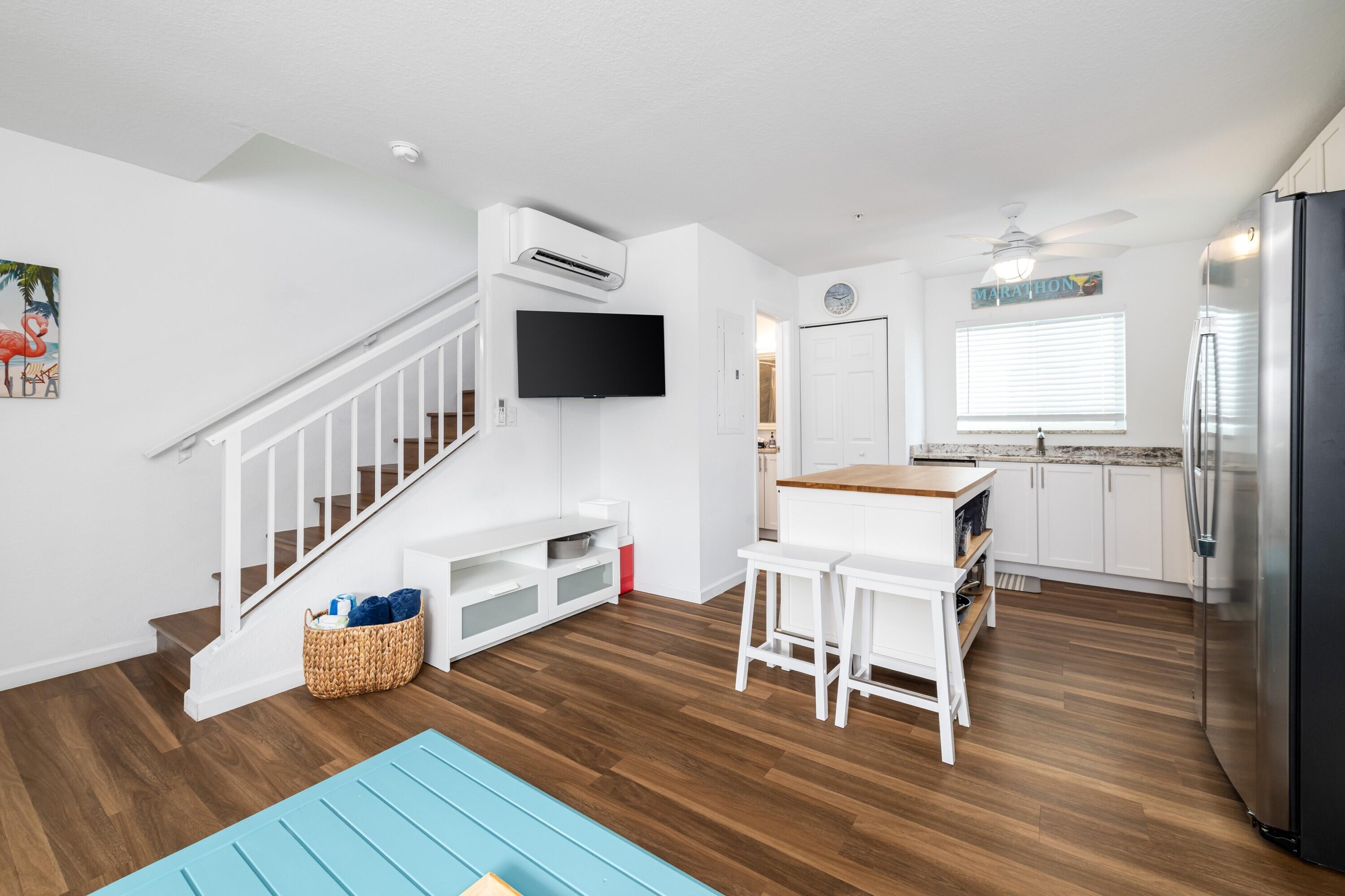 MARATHON, Florida, 33050, United States, 1 Bedroom Bedrooms, ,2 BathroomsBathrooms,Residential,For Sale,1951699