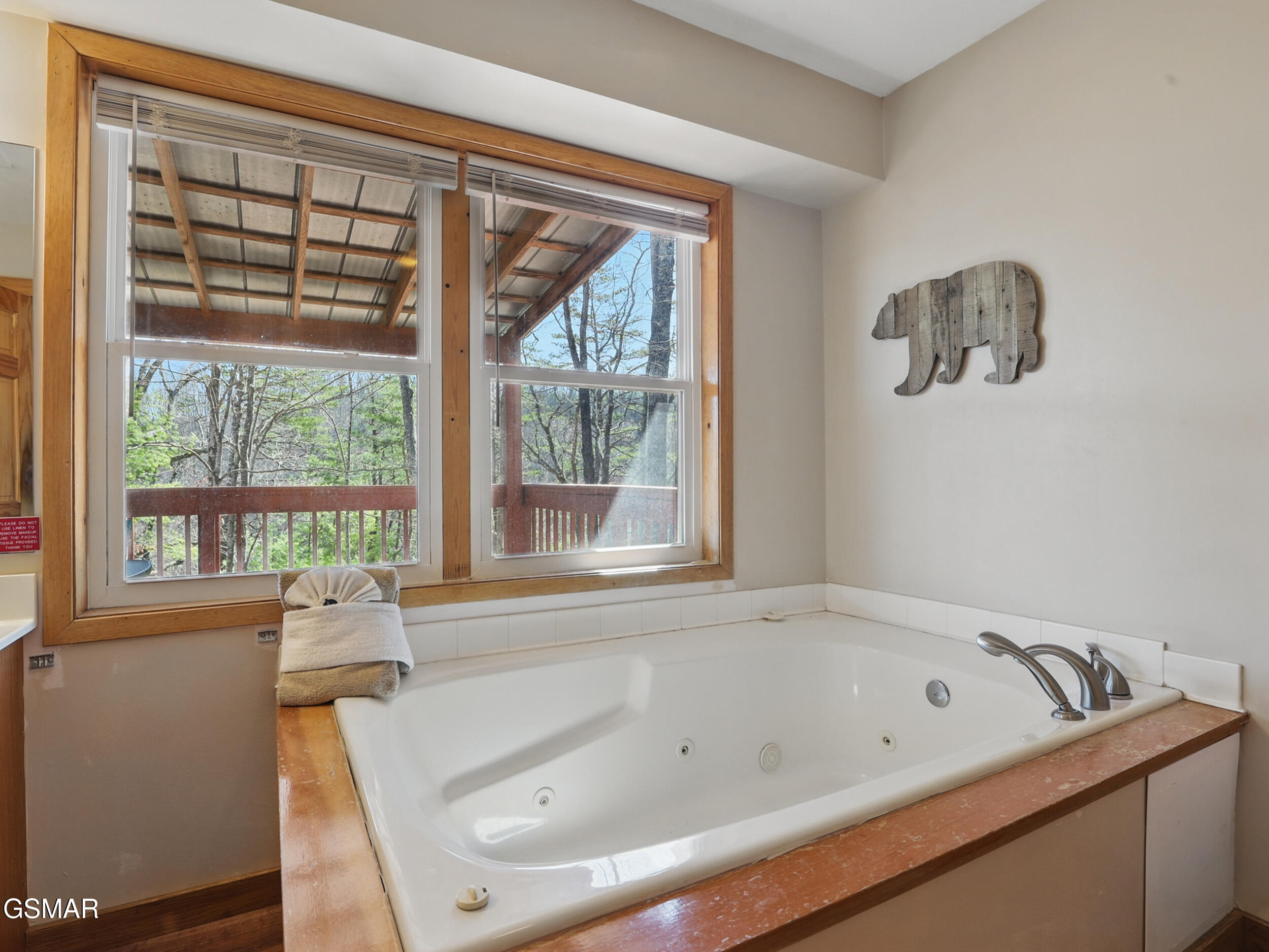 Sevierville, Tennessee, 37862, United States, 4 Bedrooms Bedrooms, ,4 BathroomsBathrooms,Residential,For Sale,1928757