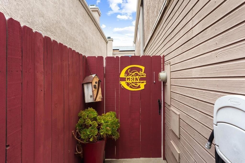 Ramona, California, 92065, United States, 3 Bedrooms Bedrooms, ,3 BathroomsBathrooms,Residential,For Sale,1933366