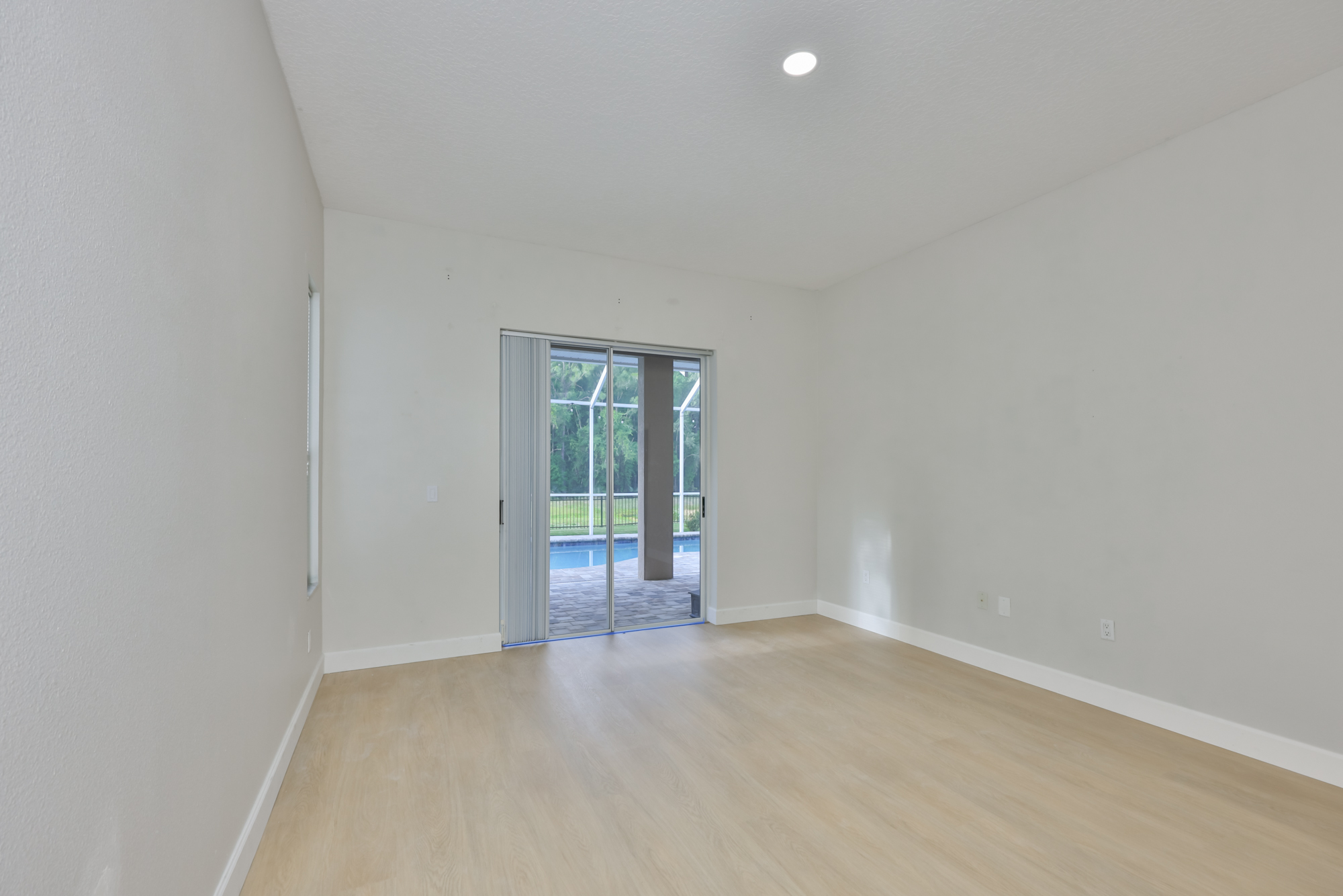 Tampa, Florida, 33647, United States, 4 Bedrooms Bedrooms, ,3 BathroomsBathrooms,Residential,For Sale,1982962
