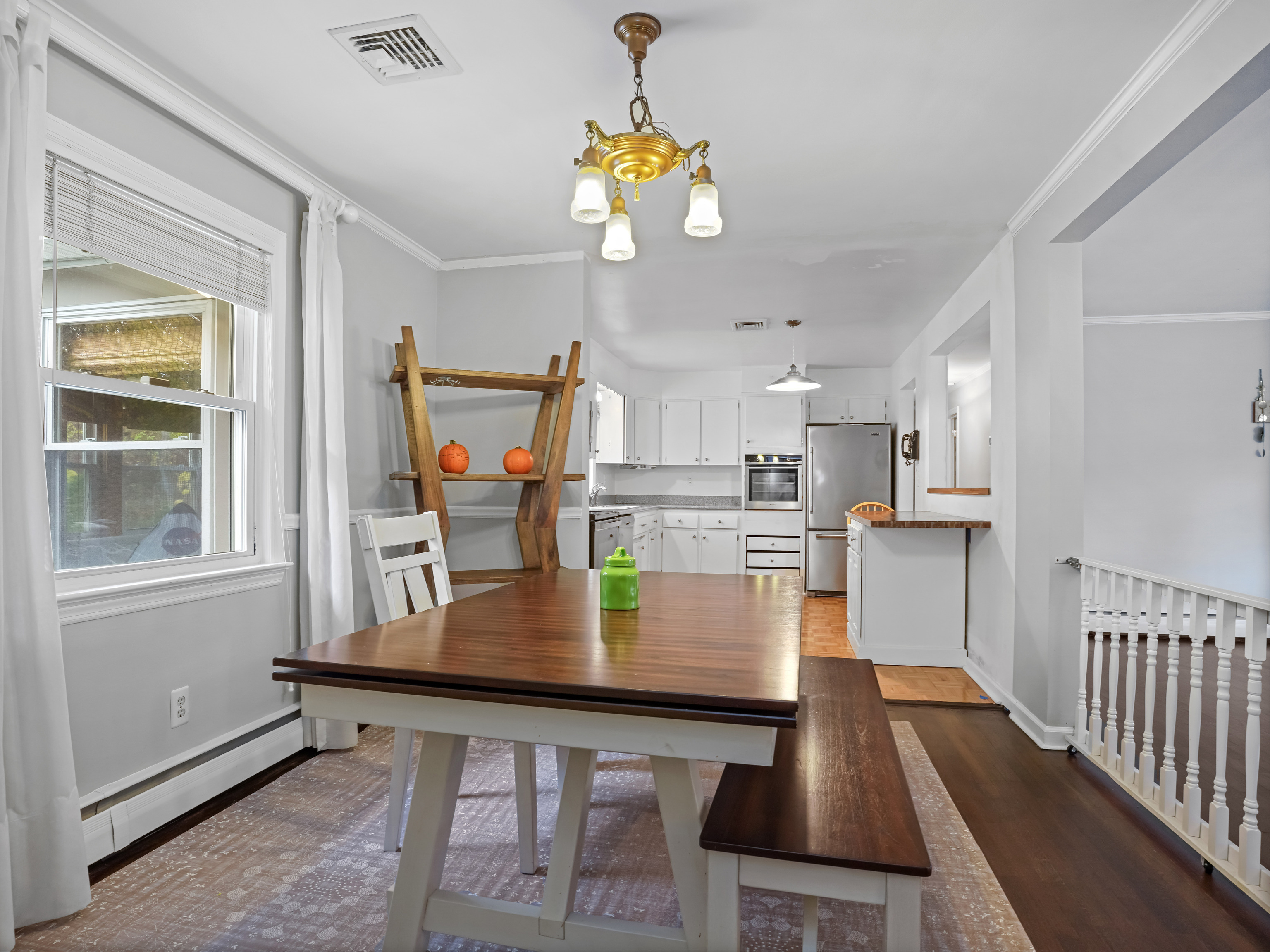 Norwalk, Connecticut, 06850, United States, 3 Bedrooms Bedrooms, ,2 BathroomsBathrooms,Residential,For Sale,1989488