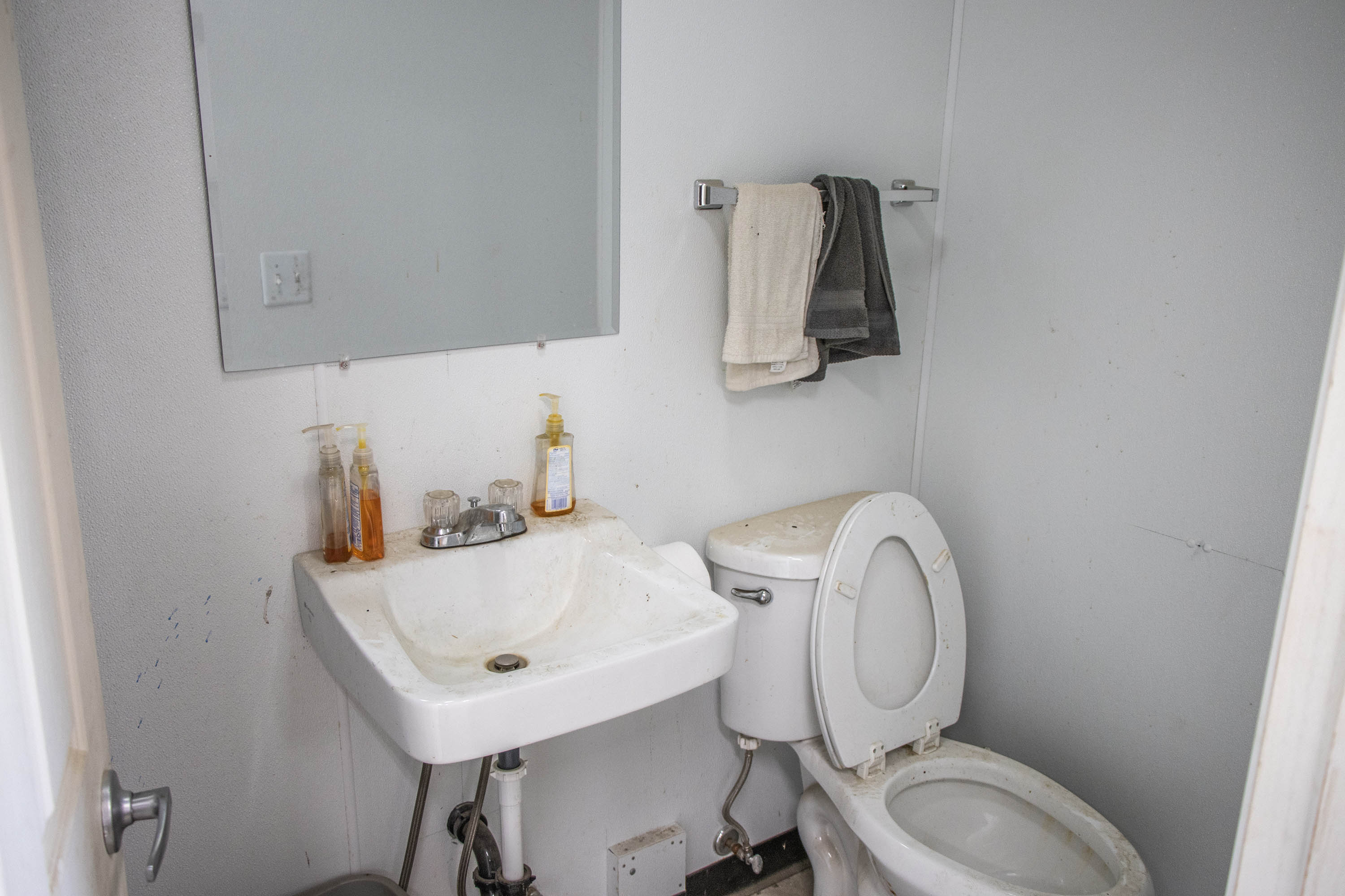 Priest River, Idaho, 83856, United States, 1 Bedroom Bedrooms, ,2 BathroomsBathrooms,Residential,For Sale,1905806