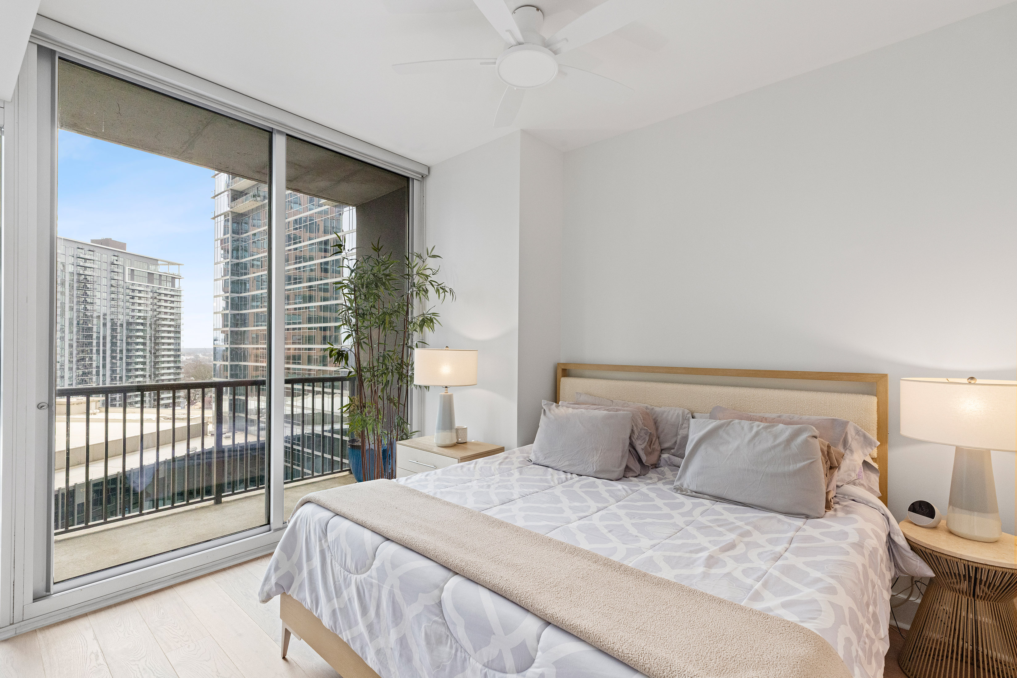  Exceptional Condo Offer Offers an Array of Amenities in a Prime Location - 物件實景