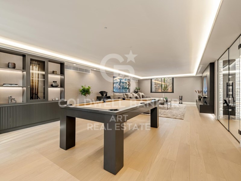 Marbella, Andalusia, ES, 5 Bedrooms Bedrooms, ,5 BathroomsBathrooms,Residential,For Sale,1949932