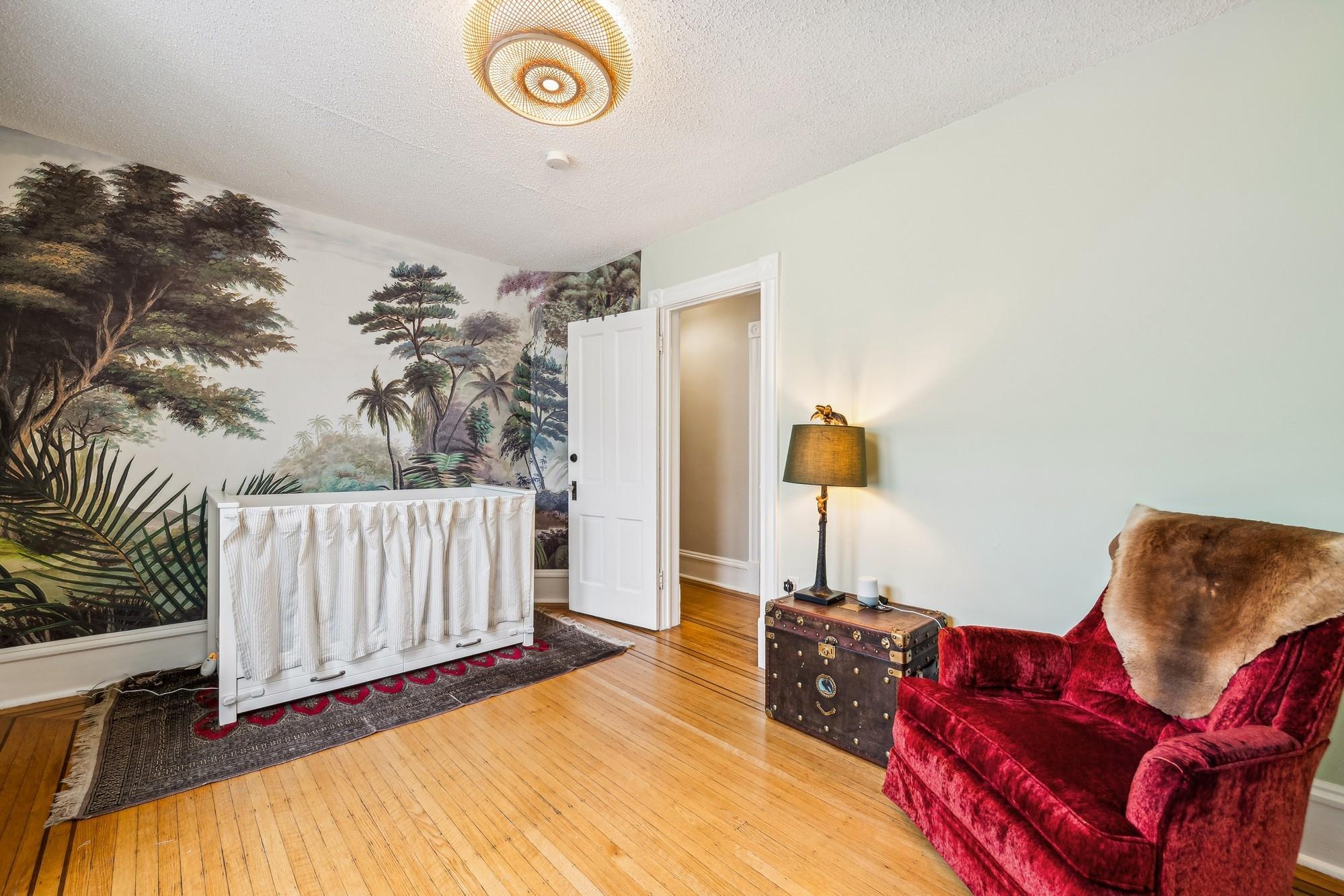 Minneapolis, Minnesota, 55408, United States, 4 Bedrooms Bedrooms, ,2 BathroomsBathrooms,Residential,For Sale,1898421