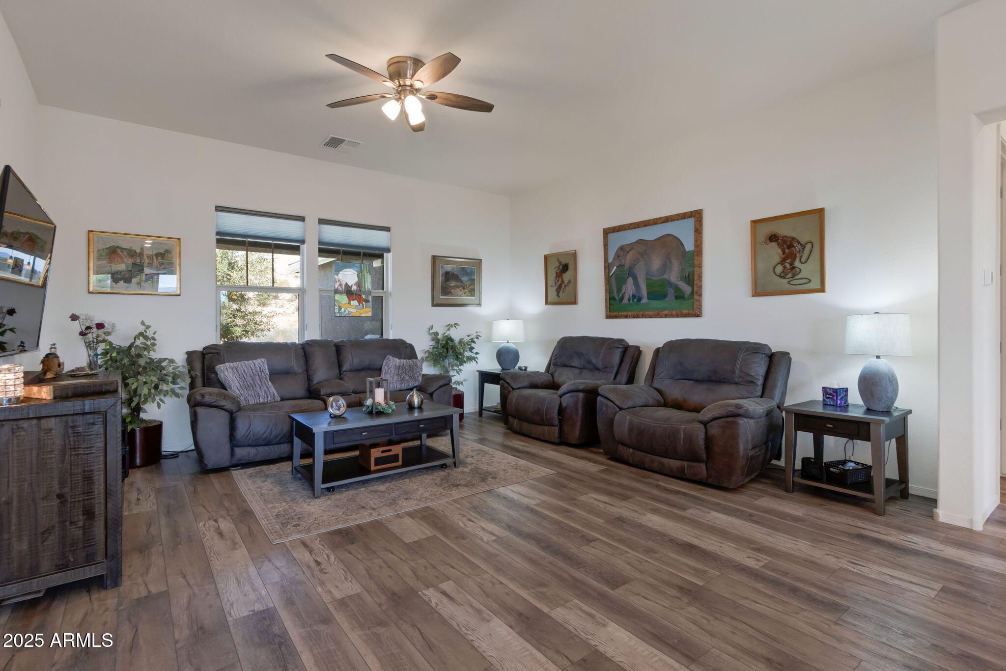 Rimrock, Arizona, 86335, United States, 3 Bedrooms Bedrooms, ,Residential,For Sale,1926996