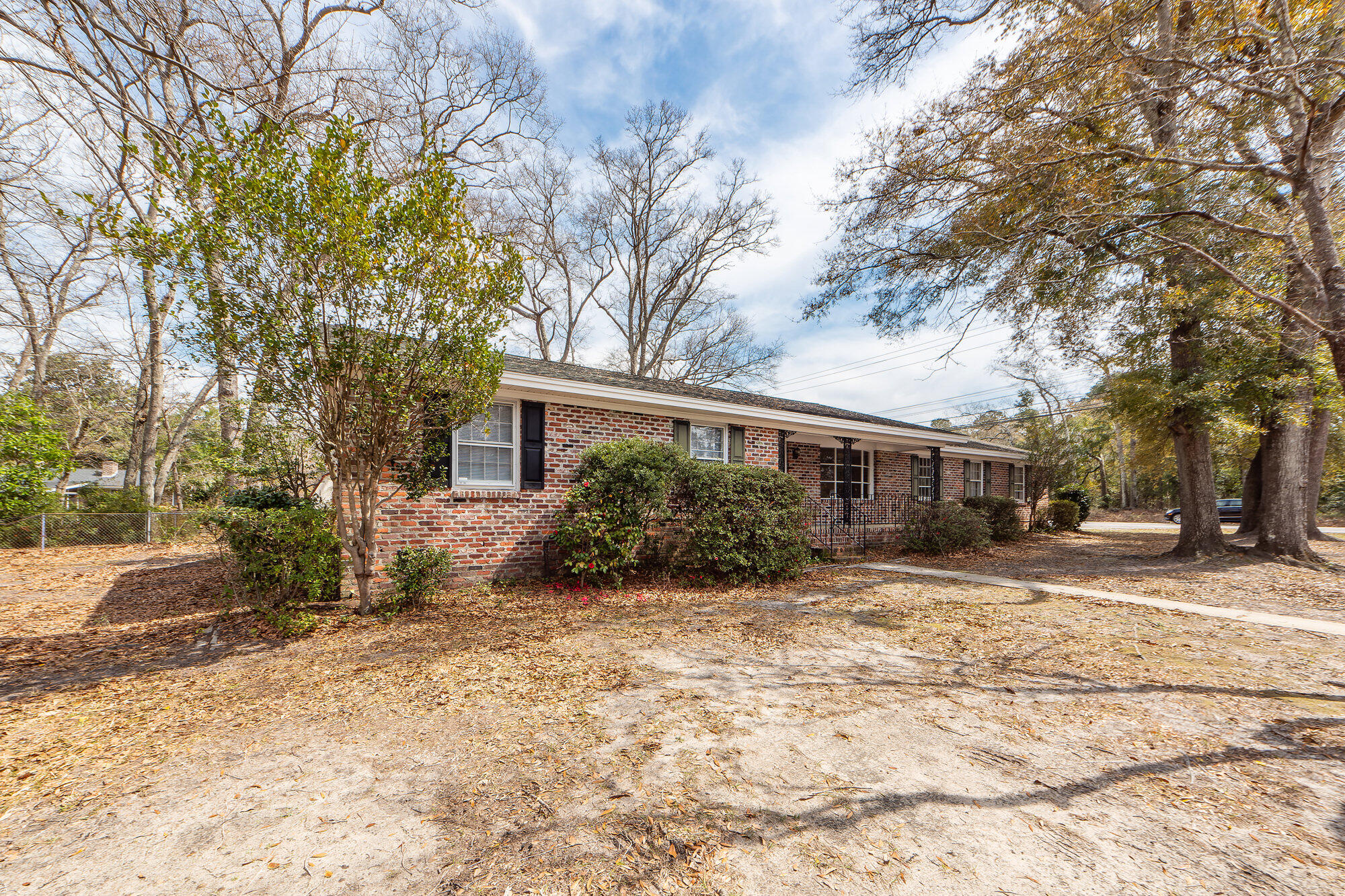 Charleston, South Carolina, 29407, United States, 3 Bedrooms Bedrooms, ,2 BathroomsBathrooms,Residential,For Sale,1738959