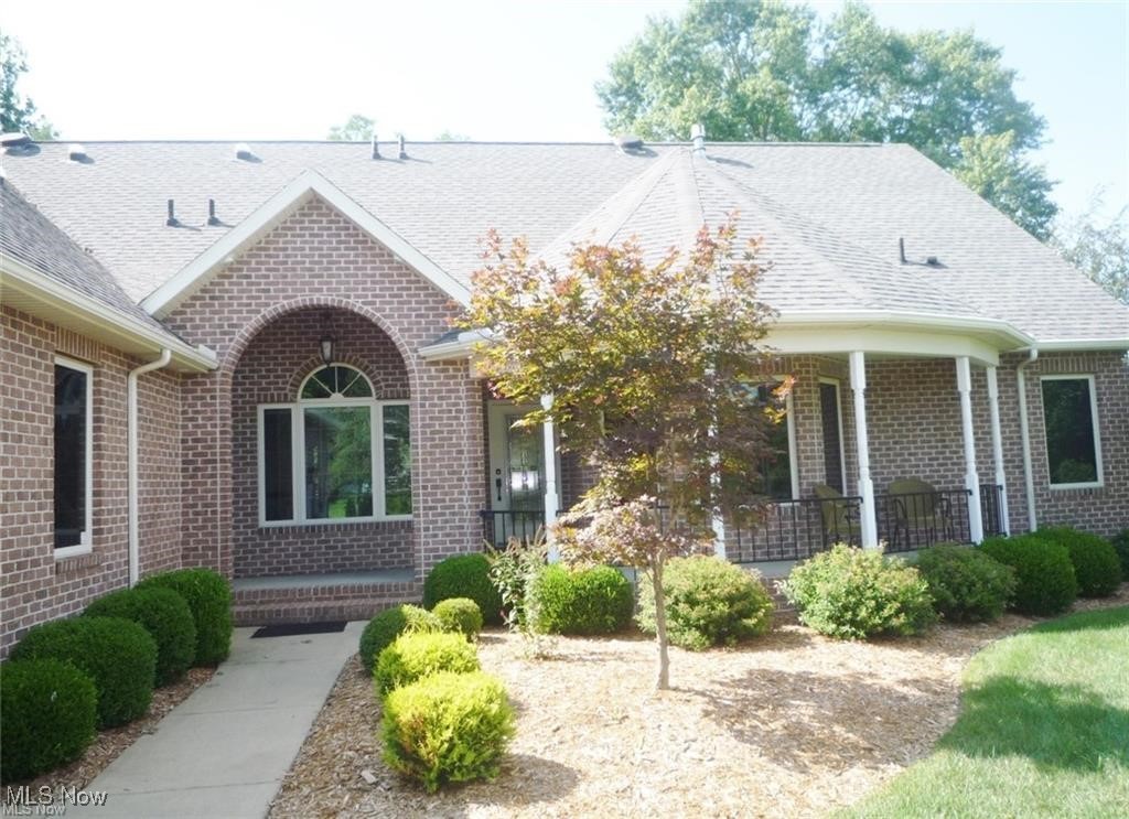 Vienna, West Virginia, 26105, United States, 4 Bedrooms Bedrooms, ,3 BathroomsBathrooms,Residential,For Sale,1902591