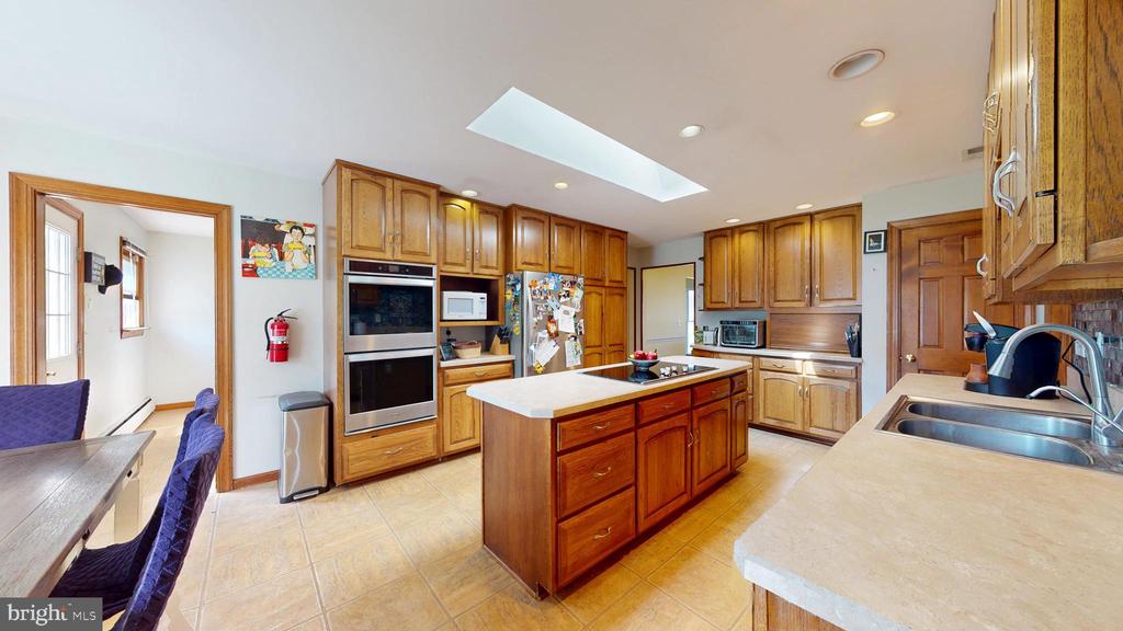 Lumberton, New Jersey, 08048, United States, 5 Bedrooms Bedrooms, ,4 BathroomsBathrooms,Residential,For Sale,2030815