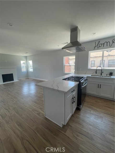 Compton, California, 90221, United States, 3 Bedrooms Bedrooms, ,2 BathroomsBathrooms,Residential,For Sale,1899537