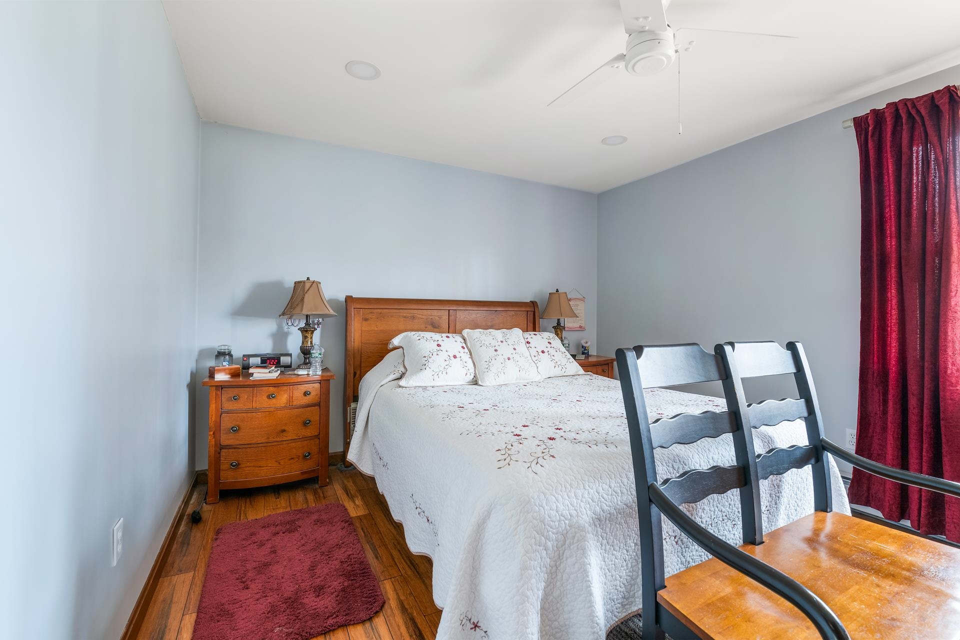 Derry, New Hampshire, 03038, United States, 3 Bedrooms Bedrooms, ,2 BathroomsBathrooms,Residential,For Sale,1935840
