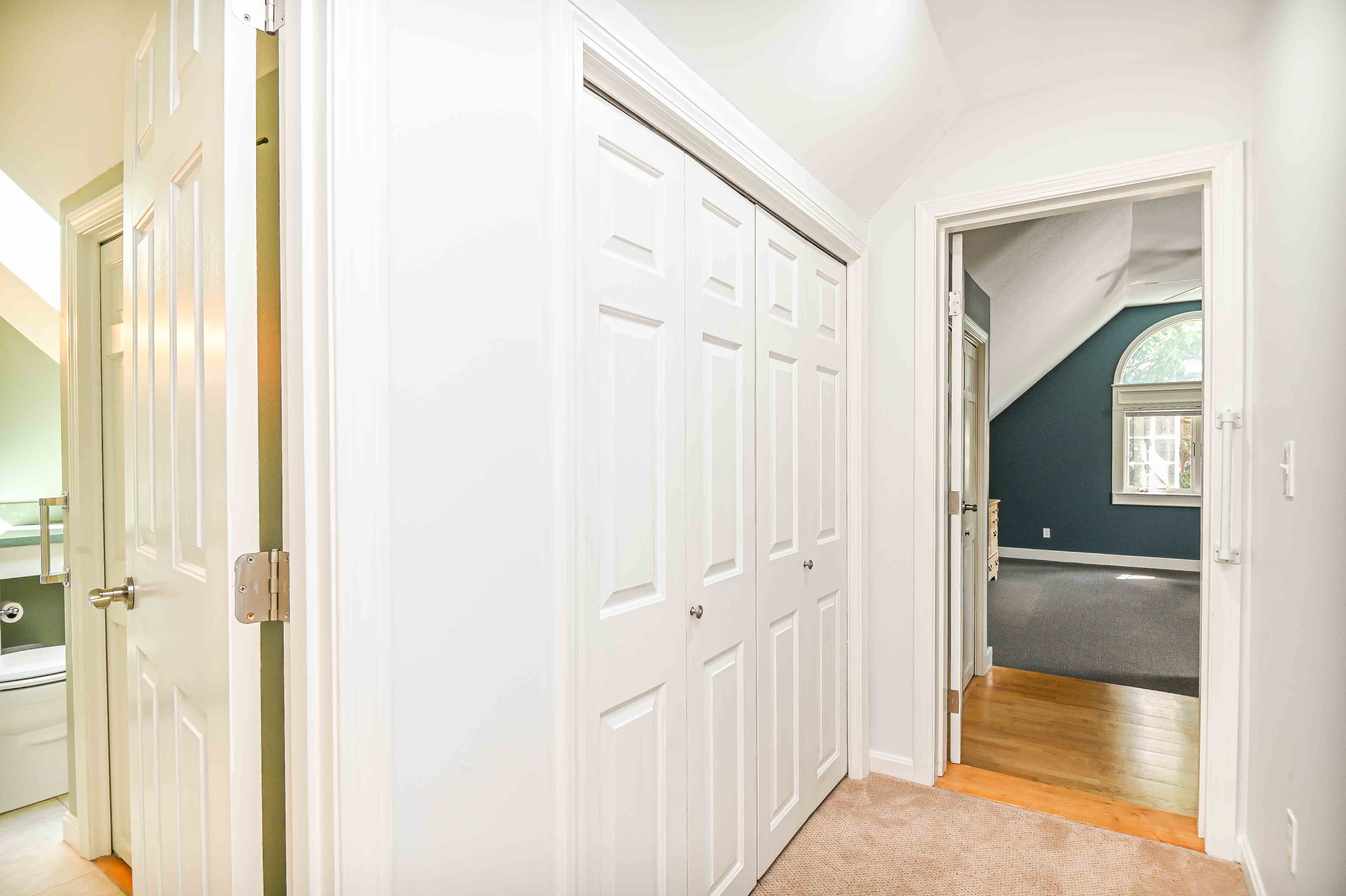 York, Maine, 03909, United States, 3 Bedrooms Bedrooms, ,3 BathroomsBathrooms,Residential,For Sale,1912030