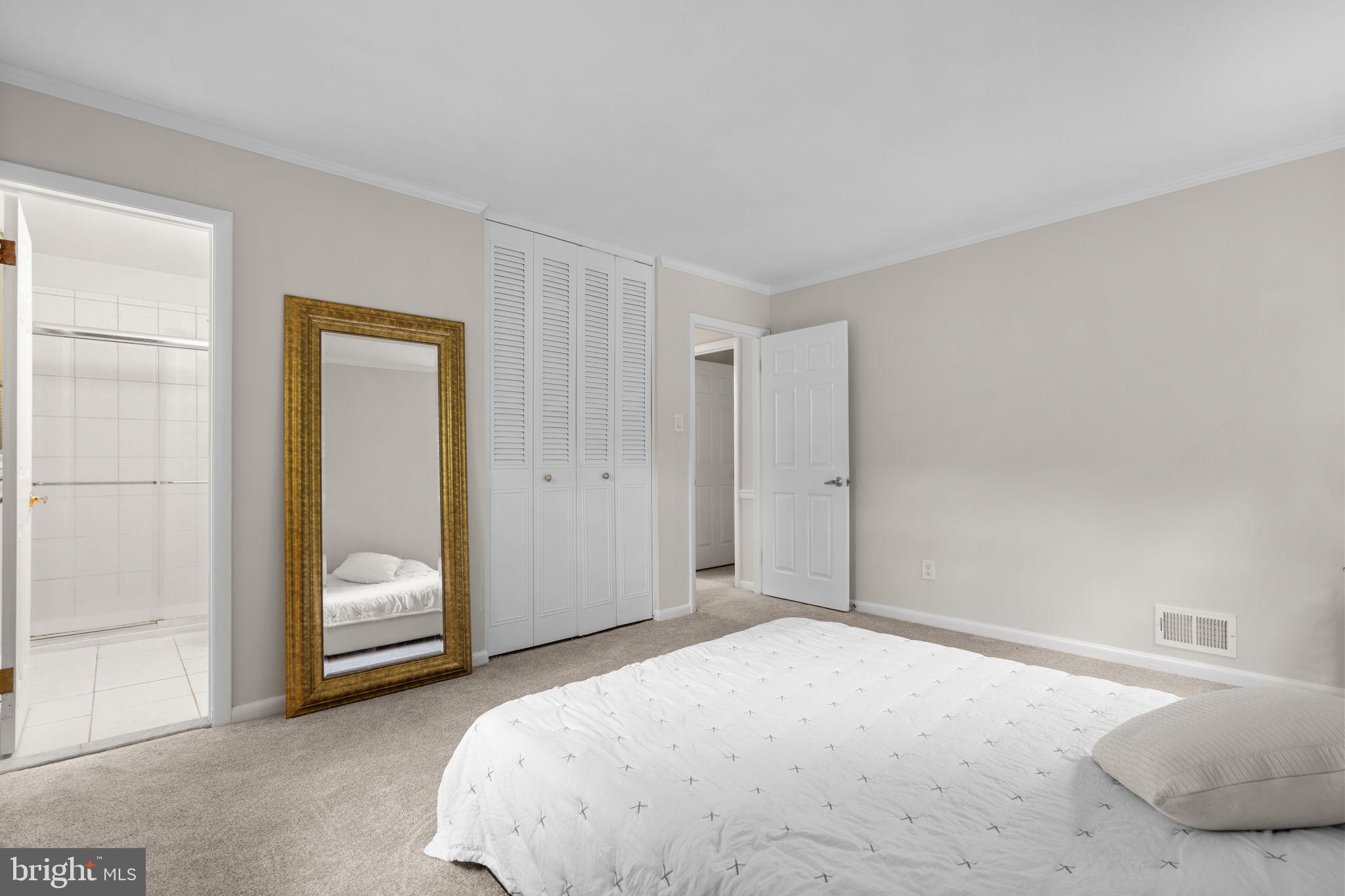 Springfield, Virginia, 22152, United States, 4 Bedrooms Bedrooms, ,4 BathroomsBathrooms,Residential,For Sale,1942783
