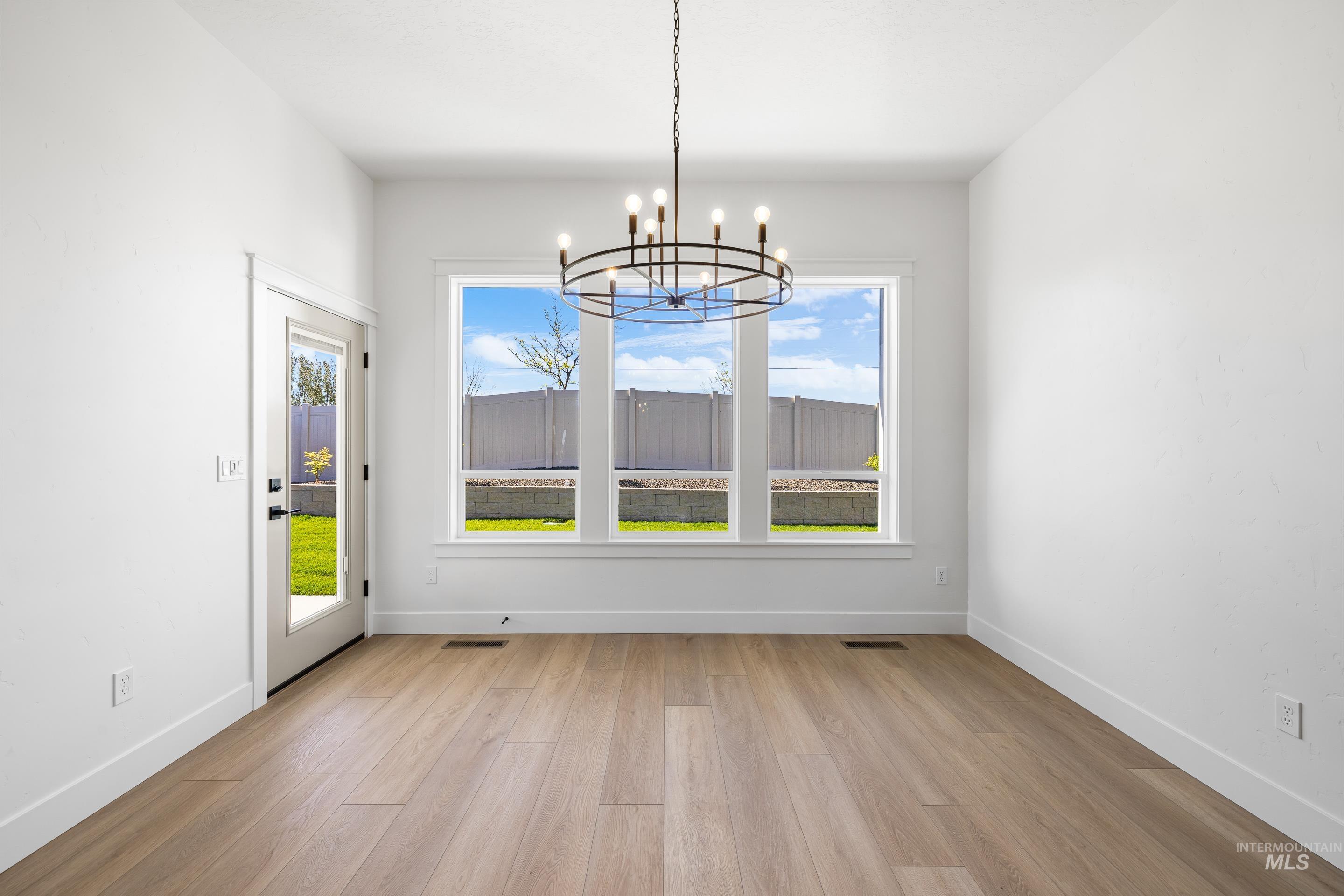 Kuna, Idaho, 83634, United States, 3 Bedrooms Bedrooms, ,Residential,For Sale,1989227