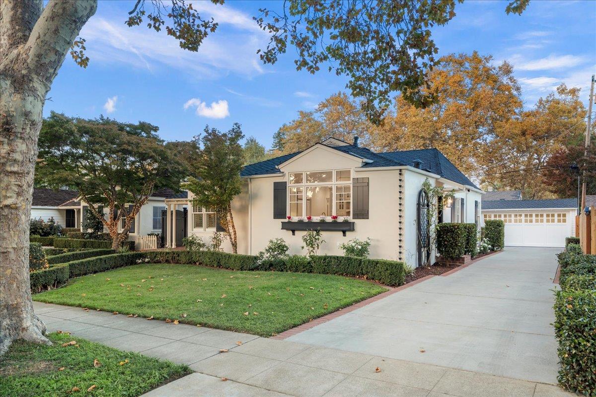 San Jose, California, 95125, United States, 3 Bedrooms Bedrooms, ,2 BathroomsBathrooms,Residential,For Sale,1989346