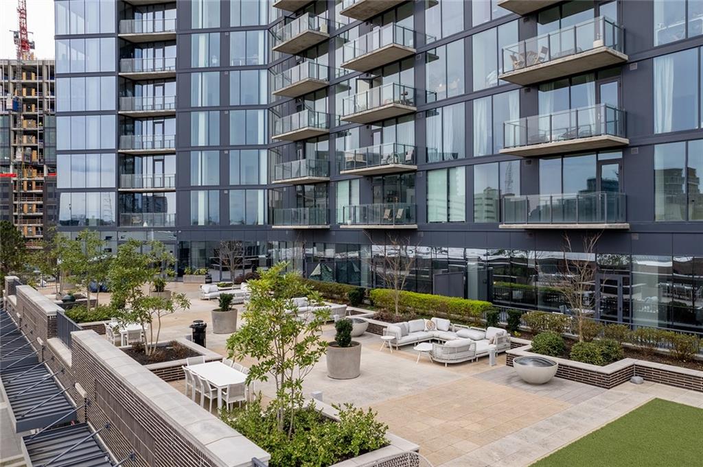 Atlanta, Georgia, 30318, United States, 2 Bedrooms Bedrooms, ,3 BathroomsBathrooms,Residential,For Sale,1849919