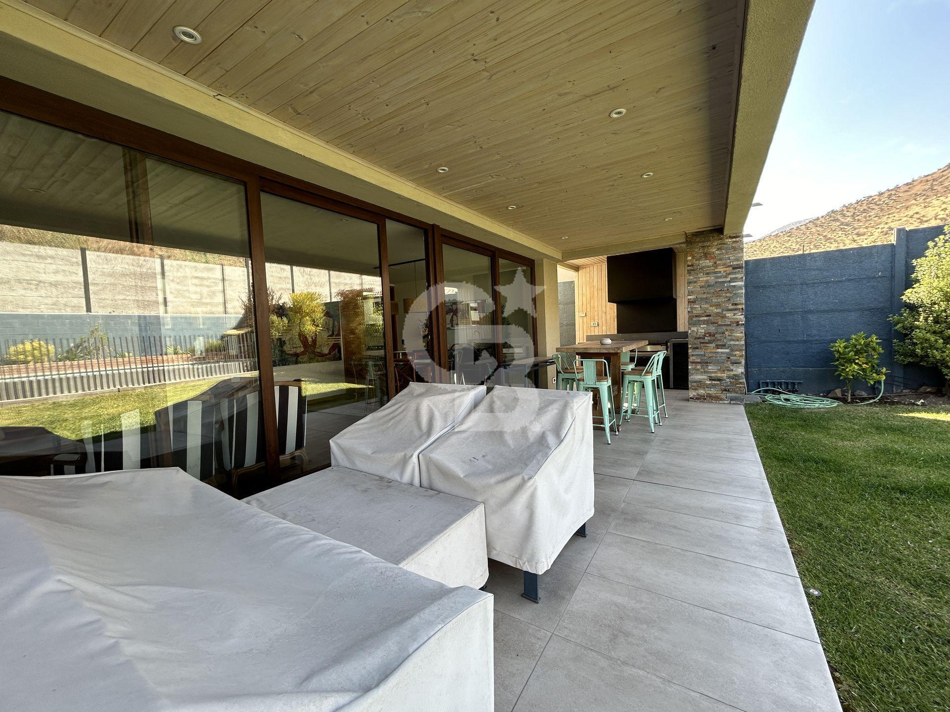 Colina, Chile, 4 Bedrooms Bedrooms, ,3 BathroomsBathrooms,Residential,For Sale,1986265