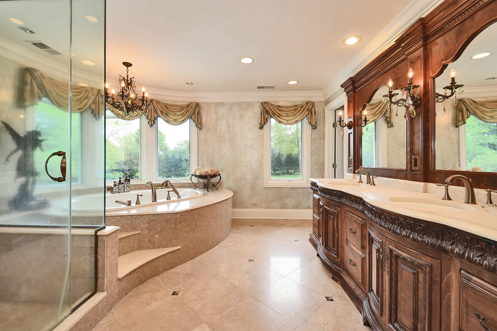 Inverness, Illinois, 60067, United States, 6 Bedrooms Bedrooms, ,10 BathroomsBathrooms,Residential,For Sale,1980609