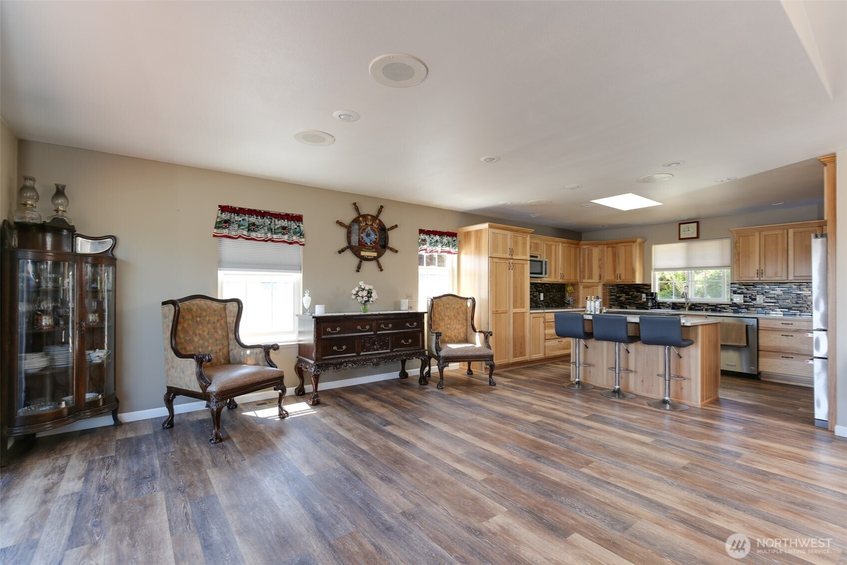 Oak Harbor, Washington, 98277, United States, 3 Bedrooms Bedrooms, ,1 BathroomBathrooms,Residential,For Sale,1896495