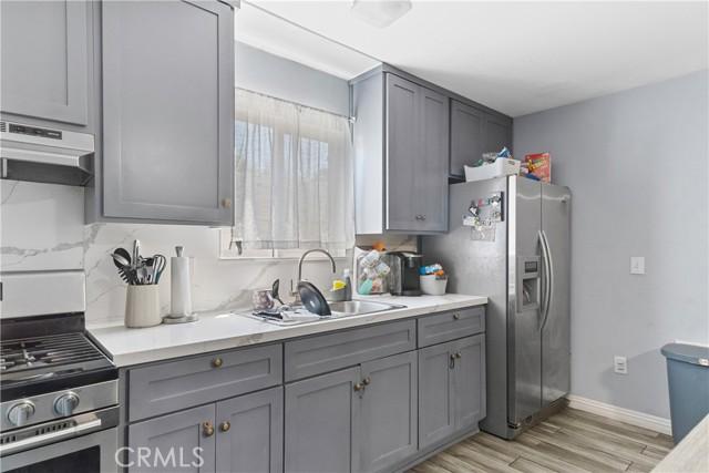 Los Angeles, California, 90002, United States, ,Residential,For Sale,1935699