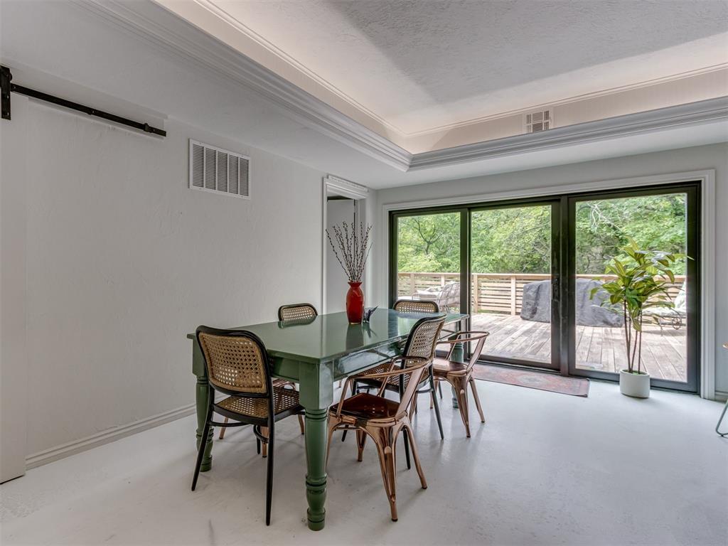 Oklahoma City, Oklahoma, 73131, United States, 4 Bedrooms Bedrooms, ,5 BathroomsBathrooms,Residential,For Sale,1919508