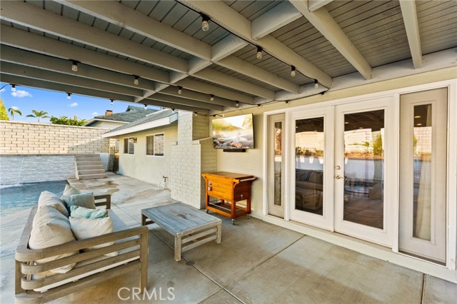 Mission Viejo, California, 92691, United States, 4 Bedrooms Bedrooms, ,2 BathroomsBathrooms,Residential,For Sale,1987025