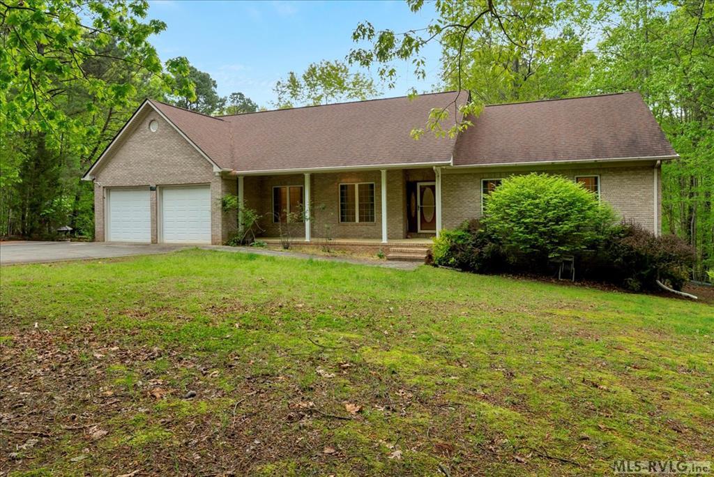 20 Breezewood Rd, Boydton, Virginia, 23917, United States, 3 Bedrooms Bedrooms, ,3 BathroomsBathrooms,Residential,For Sale,20 Breezewood Rd,1668454