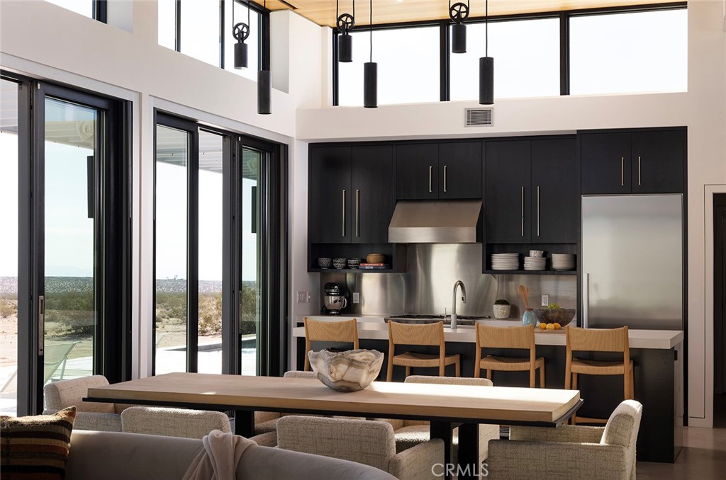 Joshua Tree, California, 92252, United States, 4 Bedrooms Bedrooms, ,3 BathroomsBathrooms,Residential,For Sale,1961812