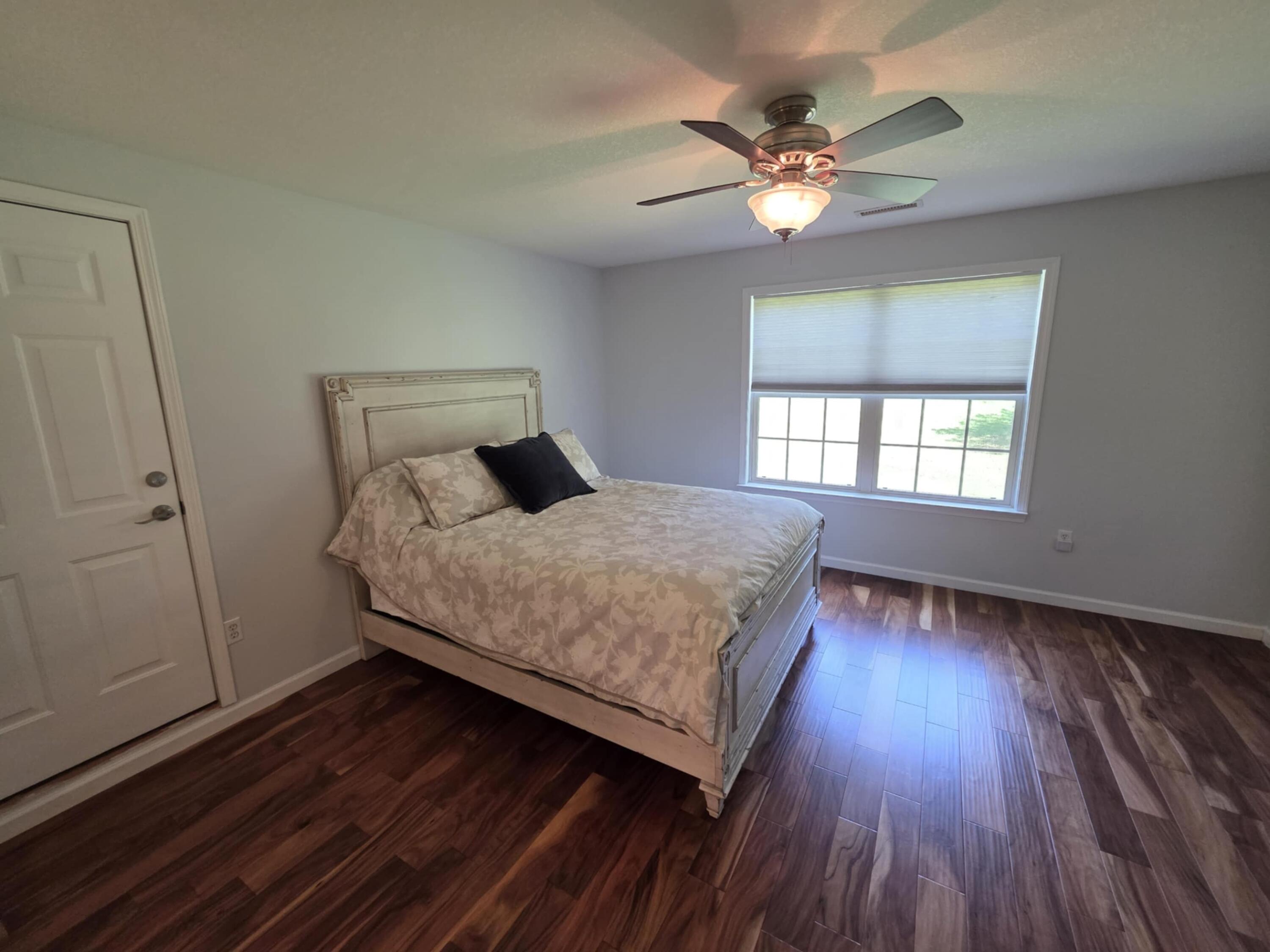 Spring City, Tennessee, 37381, United States, 4 Bedrooms Bedrooms, ,3 BathroomsBathrooms,Residential,For Sale,1927411