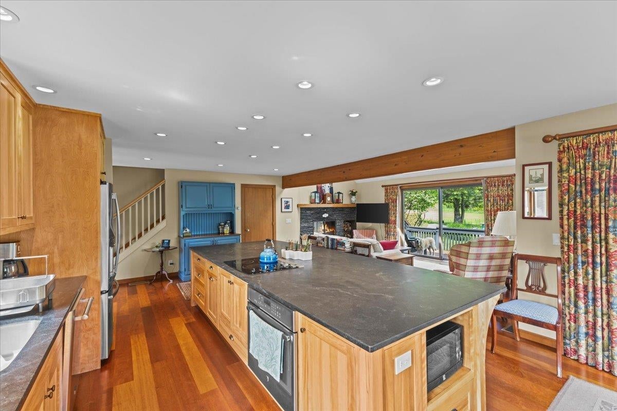 Stowe, Vermont, 05672, United States, 4 Bedrooms Bedrooms, ,3 BathroomsBathrooms,Residential,For Sale,1867745