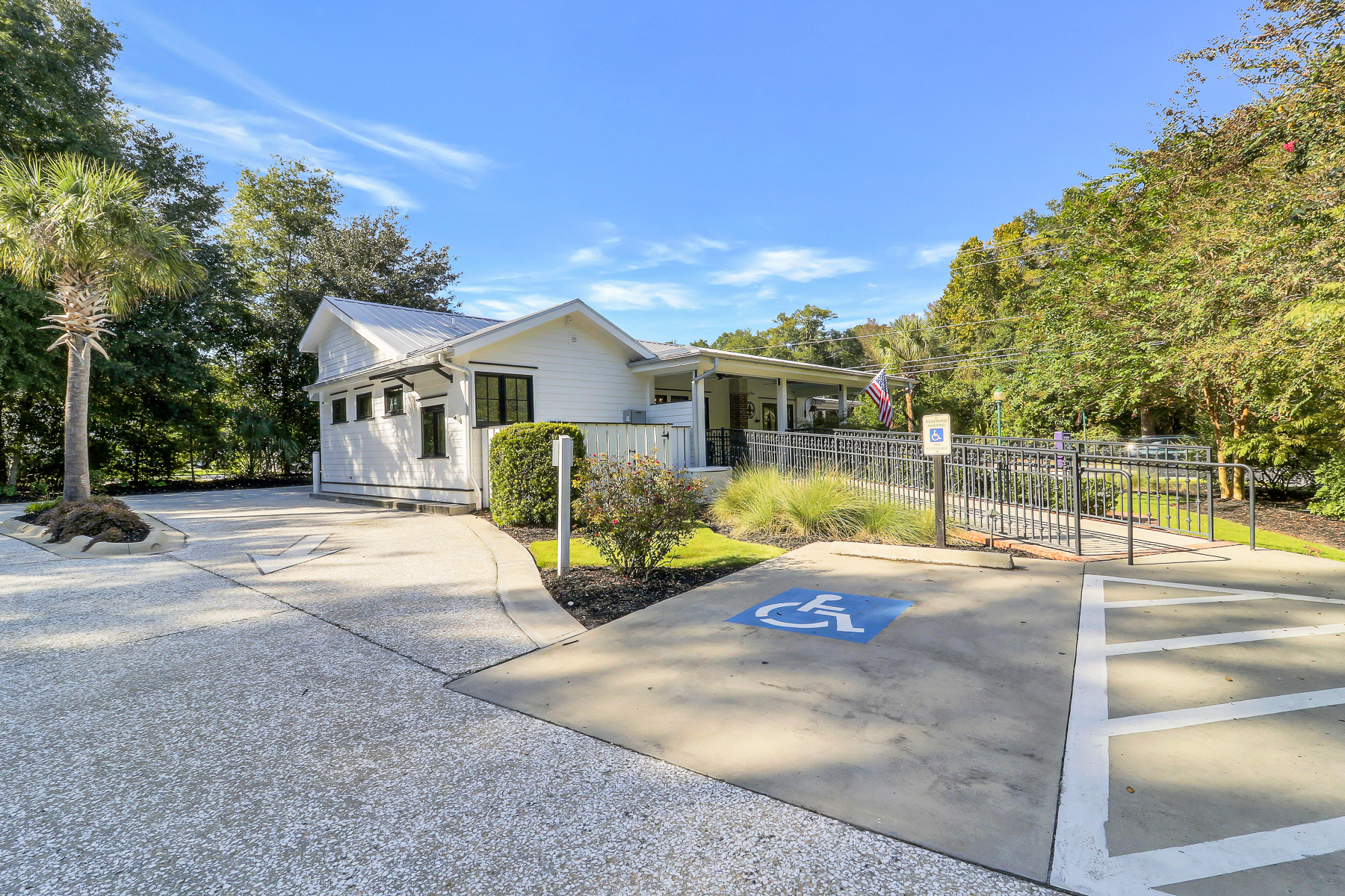  8026 Main Street, Ridgeland - 物件實景