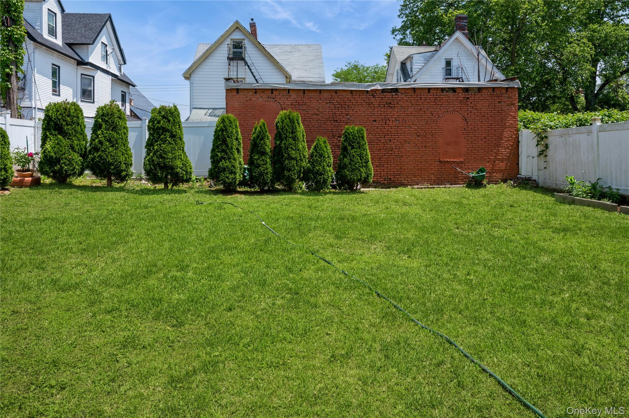 Mount Vernon, New York, 10550, United States, 7 Bedrooms Bedrooms, ,2 BathroomsBathrooms,Residential,For Sale,1856828