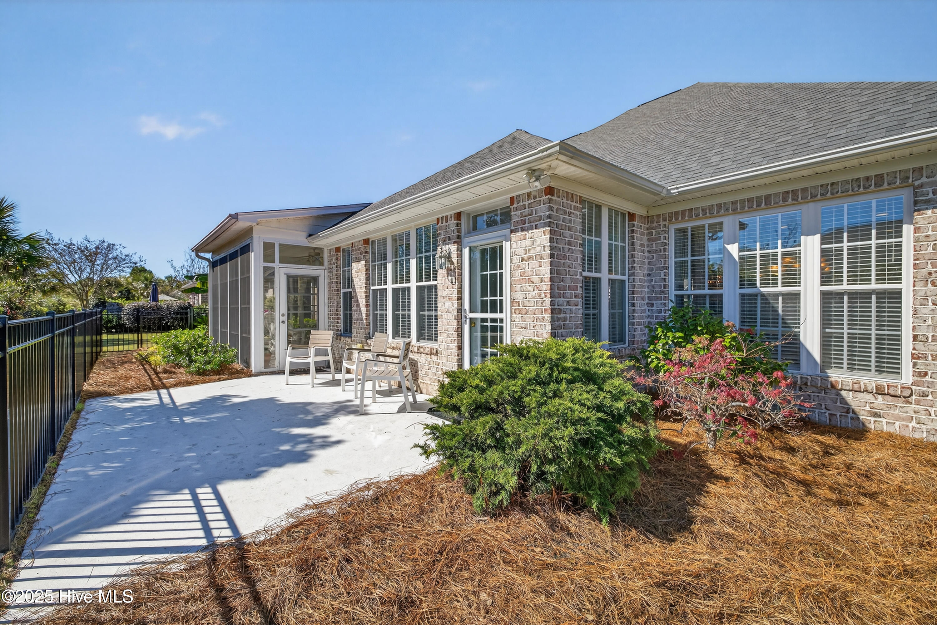 Leland, North Carolina, 28451, United States, 4 Bedrooms Bedrooms, ,3 BathroomsBathrooms,Residential,For Sale,1971565