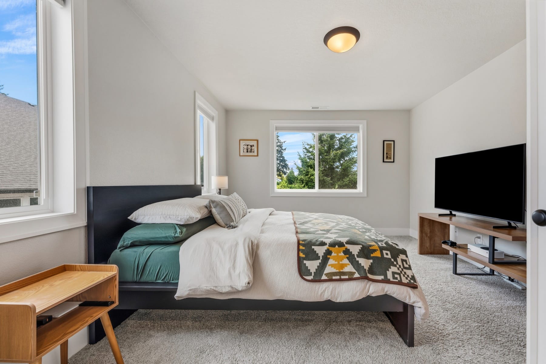  2414 SE MAYBROOK LN Milwaukie, OR 97222 - 物件實景