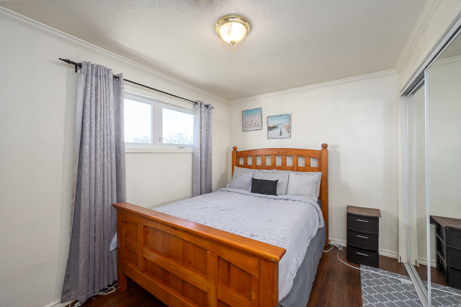 Moses Lake, Washington, 98837, United States, 3 Bedrooms Bedrooms, ,Residential,For Sale,1938109