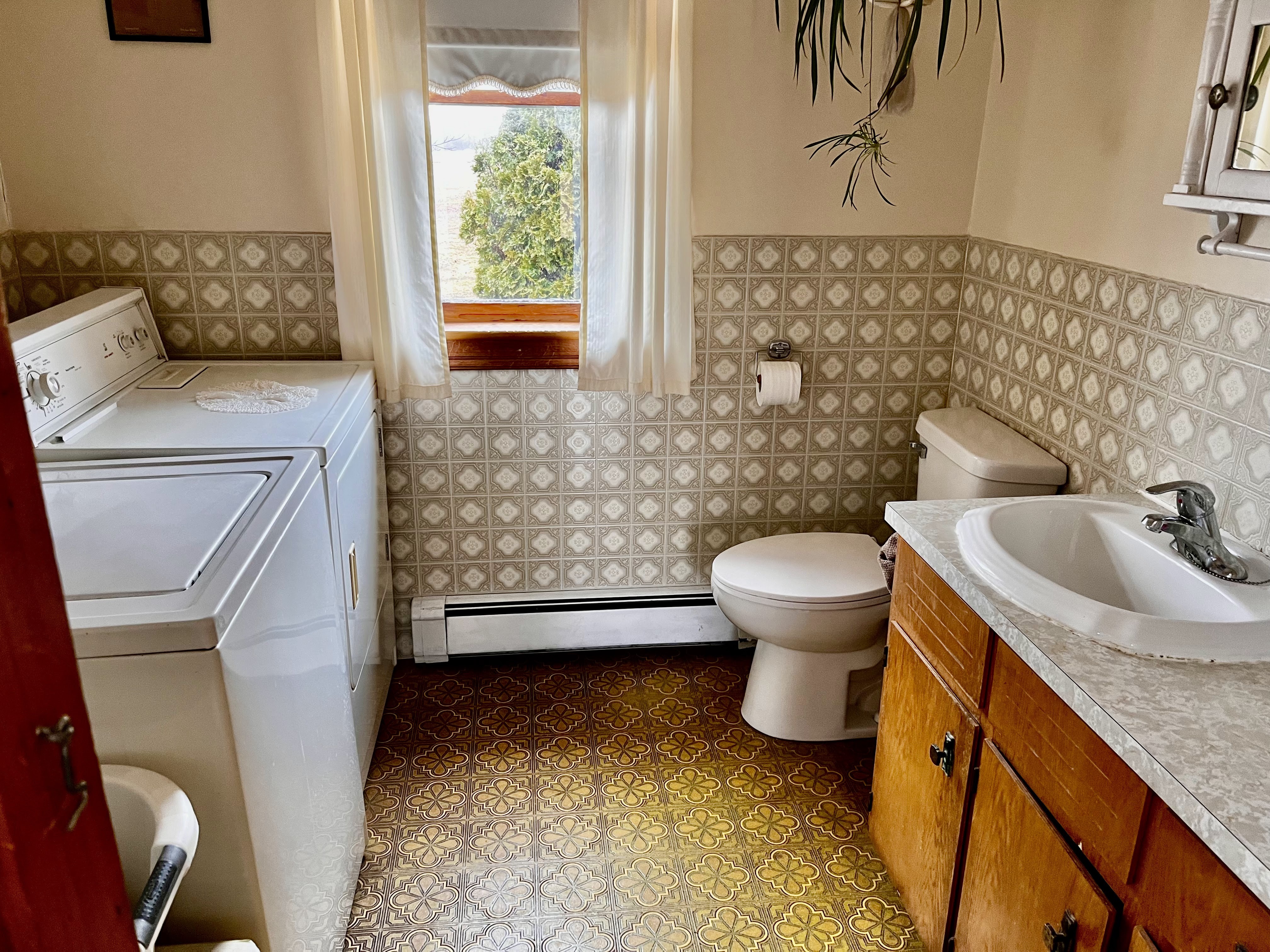 North Winsloe, Prince Edward Island, C1E 2T2, CA, 4 Bedrooms Bedrooms, ,2 BathroomsBathrooms,Residential,For Sale,1874749