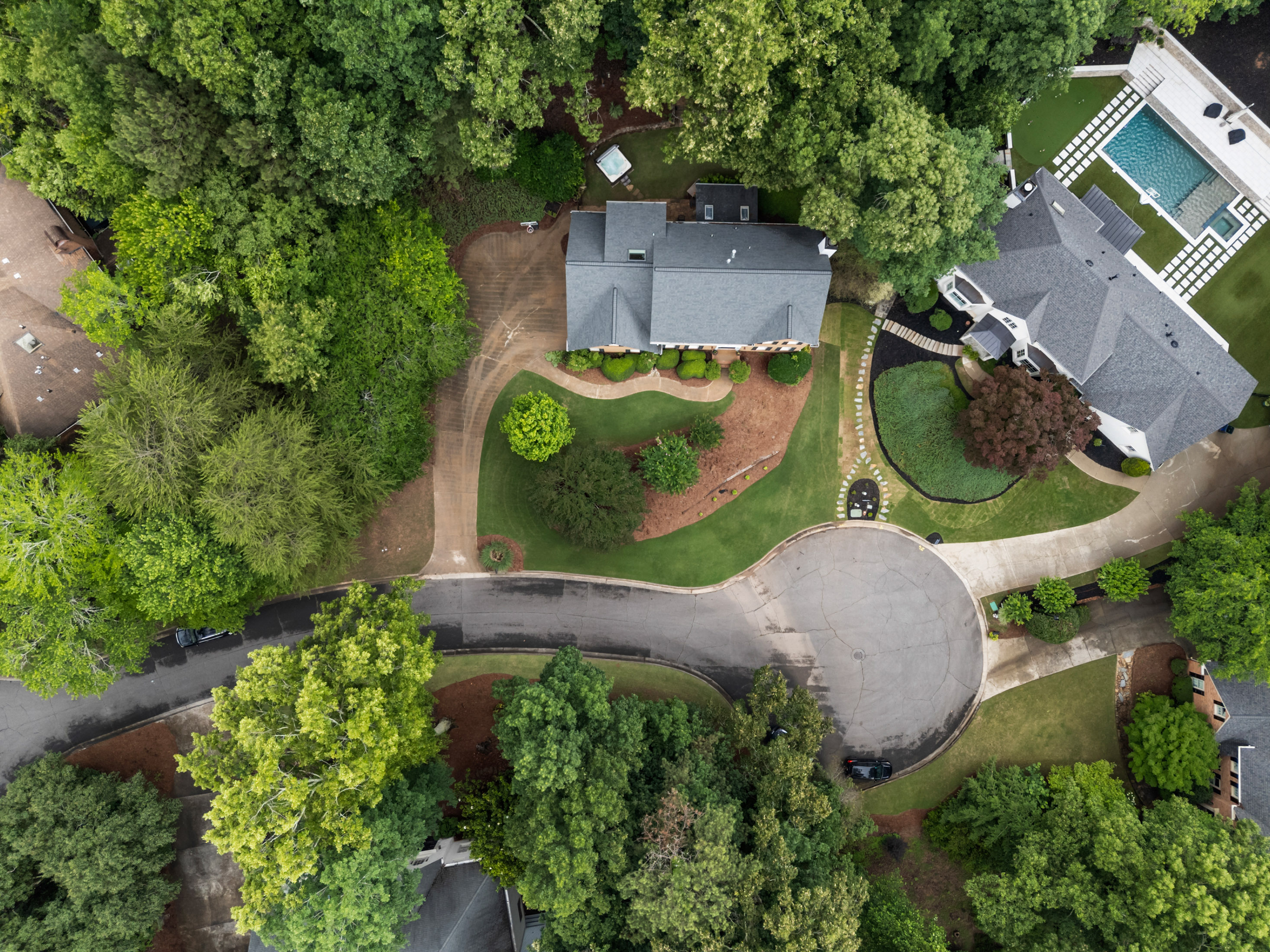  Beautifully Updated Brick Home on Quiet Cul-de-sac in Desirable Horseshoe Bend - 物件實景